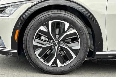 Used 2022 Kia EV6 Wind w/ Wind Technology Package image 27