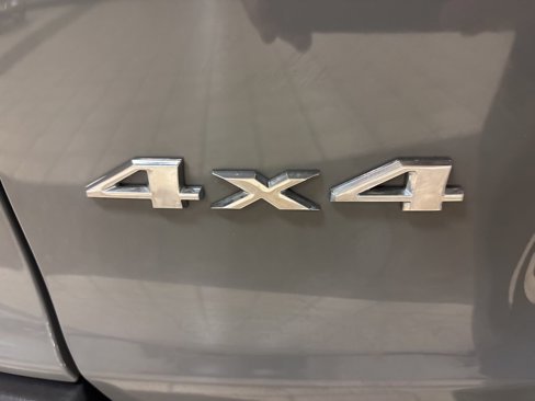 Used 2020 Jeep Cherokee Latitude Plus w/ Cold Weather Group image 6