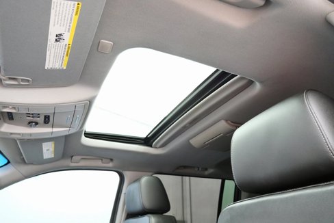 Used 2019 Chevrolet Suburban LT image 36