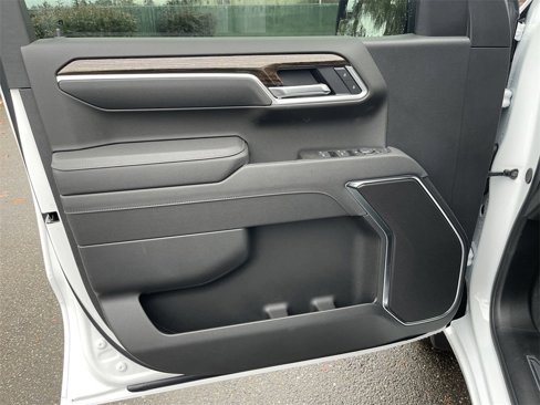 New 2025 GMC Sierra 1500 Elevation image 22