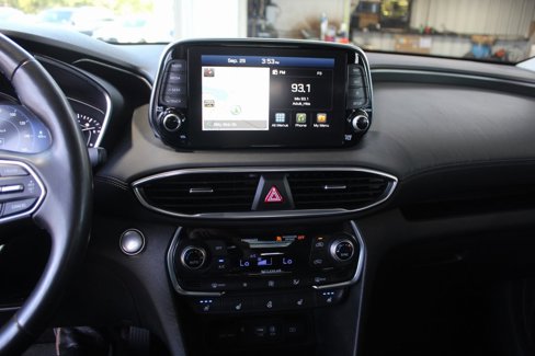 Used 2020 Hyundai Santa Fe Limited image 22