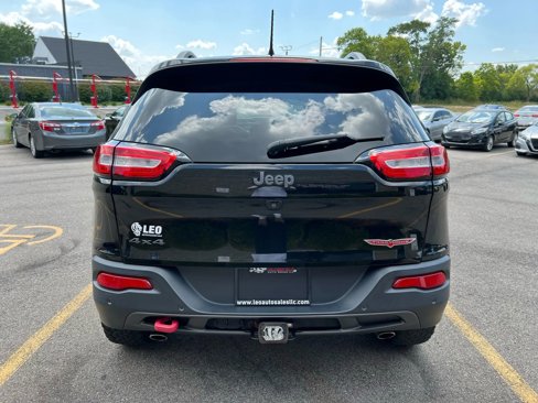 Used 2015 Jeep Cherokee Trailhawk w/ Comfort/Convenience Group image 6