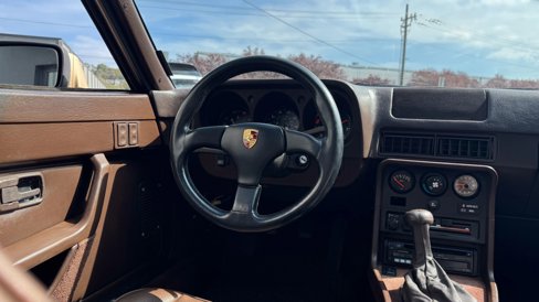 Used 1988 Porsche 924 S image 68