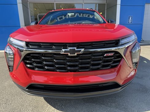 New 2026 Chevrolet Trax RS w/ Sunroof Package image 2
