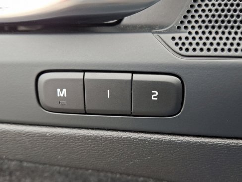 Certified 2023 Volvo C40 P8 Recharge Plus image 27