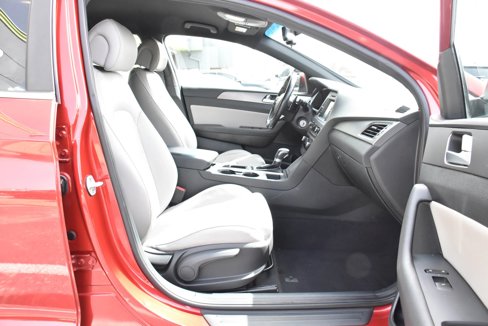 Used 2017 Hyundai Sonata Sport 2.0T image 27