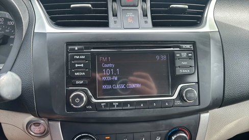 Used 2015 Nissan Sentra SV image 45