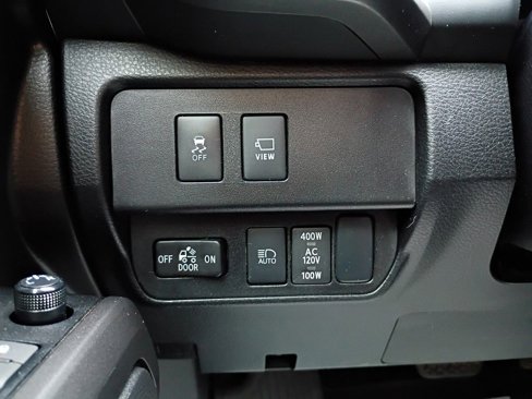 Used 2023 Toyota Tacoma TRD Off-Road image 19