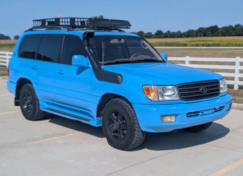 Used 2001 Toyota Land Cruiser image 2