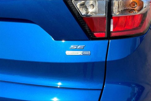 Used 2017 Ford Escape SE image 26