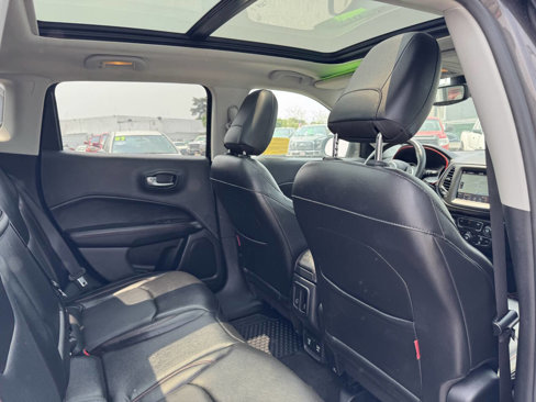 Used 2018 Jeep Compass Trailhawk w/ Leather Interior Group image 33