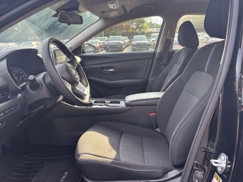 Used 2024 Nissan Sentra SV image 24