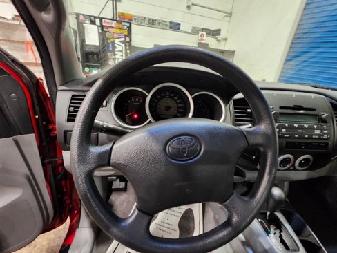 Used 2009 Toyota Tacoma 2WD Regular Cab image 11