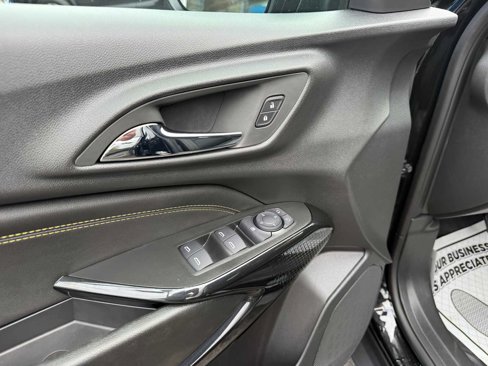 New 2025 Chevrolet Trax LT w/ Driver Confidence Package image 14