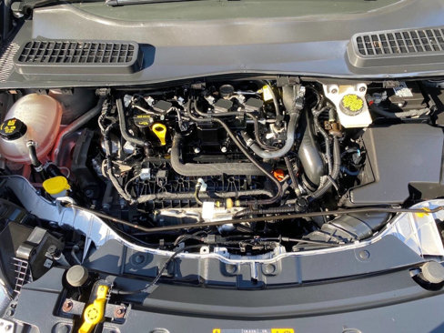 Used 2019 Ford Escape SEL image 32
