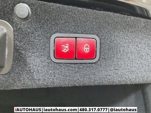 Used 2019 Mercedes-Benz S 560 Sedan image 16