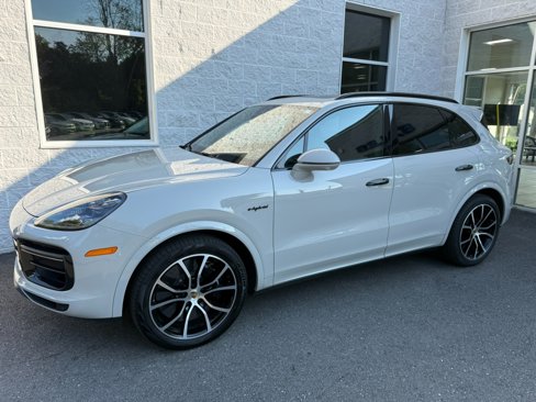 Used 2021 Porsche Cayenne Turbo S image 1
