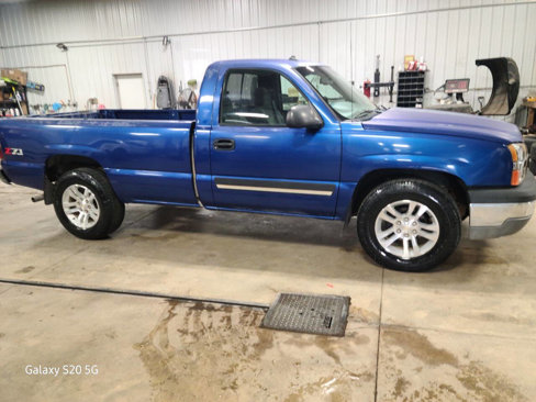 Used 2003 Chevrolet Silverado 1500 LS w/ Suspension Package, Off-Road image 9