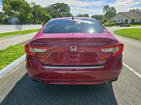 Used 2018 Honda Accord Sport image 6