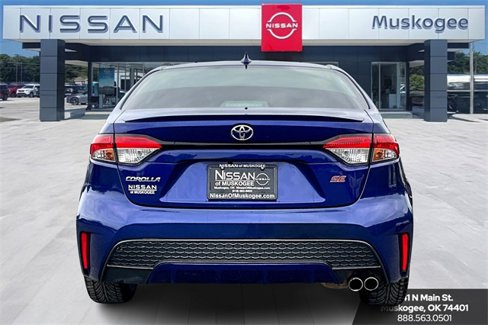 Used 2021 Toyota Corolla SE w/ SE Premium Package image 6