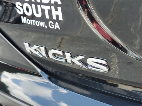 Used 2024 Nissan Kicks SV image 8
