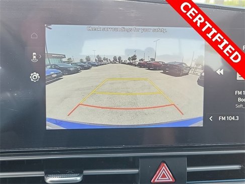 Certified 2024 Hyundai Elantra SEL image 9