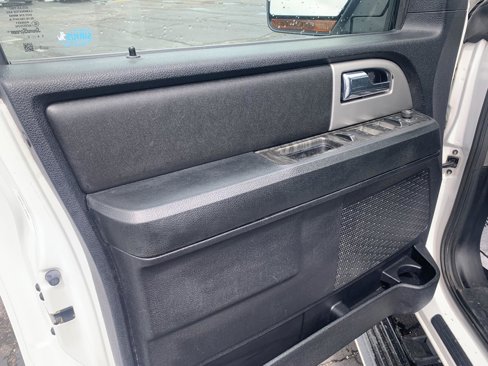 Used 2017 Ford Expedition Limited w/ Equipment Group 301A image 14