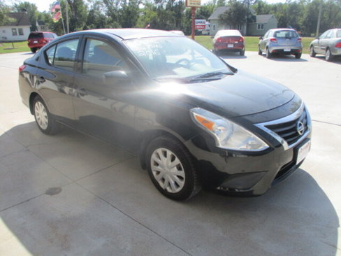 Used 2016 Nissan Versa S image 17