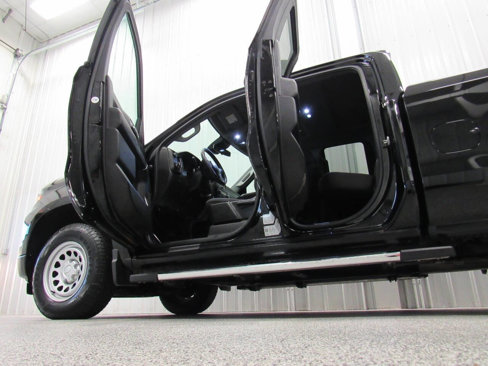 Used 2022 Chevrolet Silverado 1500 W/T w/ WT Value Package image 17