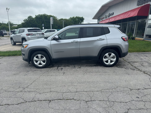 Used 2019 Jeep Compass Latitude image 10