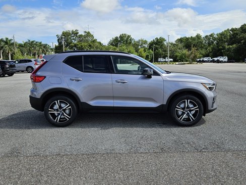 New 2026 Volvo XC40 B5 Core image 8