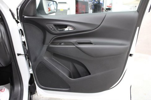 Used 2022 Chevrolet Equinox LT image 24