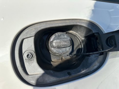 Used 2022 Porsche Macan image 36
