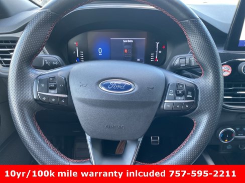 Used 2023 Ford Escape ST-Line image 12