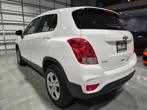 Used 2017 Chevrolet Trax LS image 8