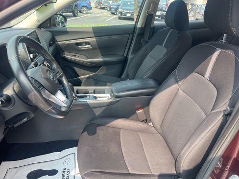 Used 2021 Nissan Sentra SV image 9