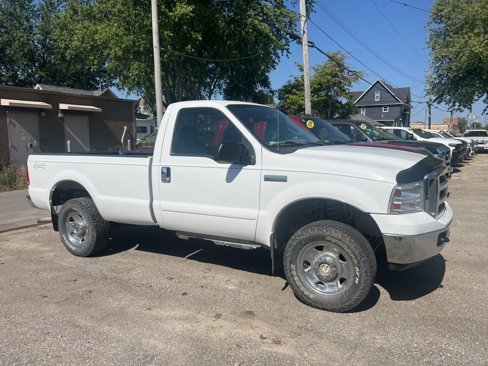 Used 2005 Ford F250 4x4 Regular Cab Super Duty image 2