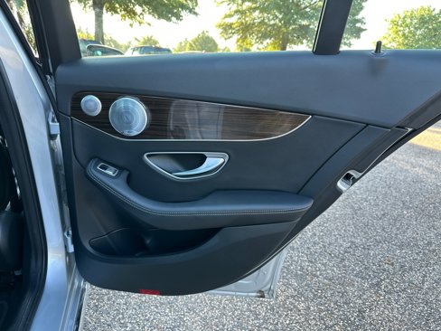 Used 2018 Mercedes-Benz C 300 4MATIC Sedan image 16
