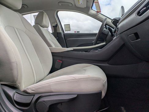 Used 2023 Hyundai Sonata SEL image 11