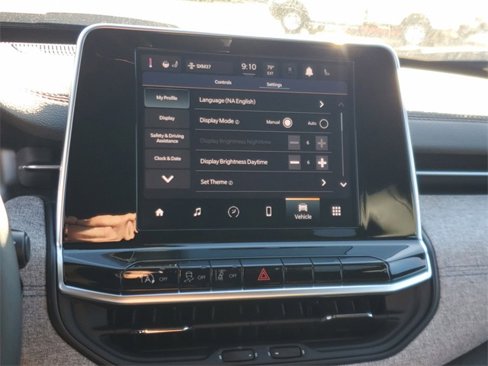 New 2025 Jeep Compass Latitude image 23