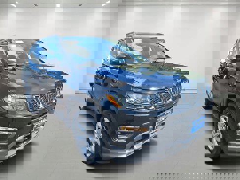 Used 2021 Jeep Compass Latitude w/ Sun and Sound Group image 2