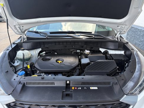 Used 2020 Hyundai Tucson SE image 6
