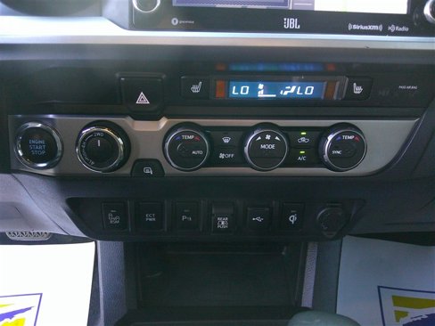 Used 2021 Toyota Tacoma Limited image 15