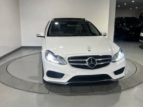 Used 2015 Mercedes-Benz E 350 Sedan image 4