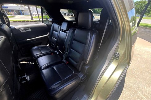 Used 2013 Ford Explorer Limited image 19