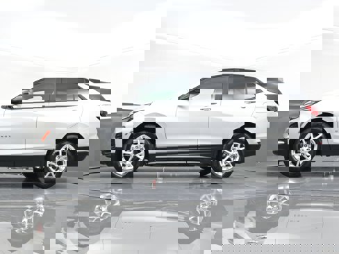 Certified 2022 Chevrolet Equinox LS w/ LS Convenience Package image 34