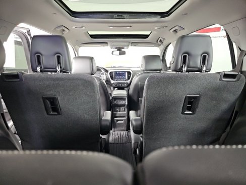 Used 2019 GMC Acadia SLT w/ Black Edition image 28