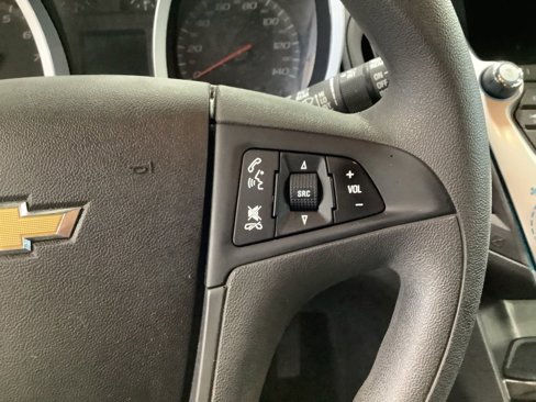 Used 2017 Chevrolet Equinox LS image 22