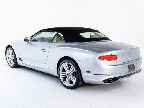 Certified 2022 Bentley Continental GT image 10