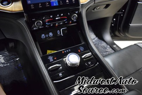 Used 2024 Jeep Grand Cherokee Summit image 23